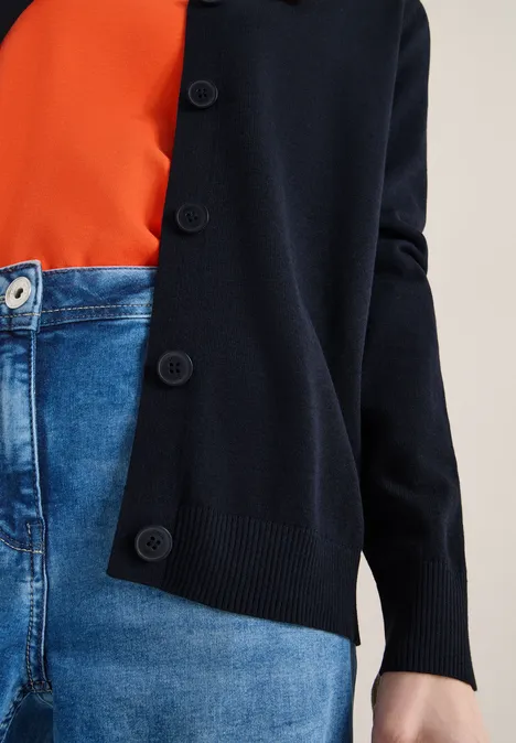 Basis vest universal blue