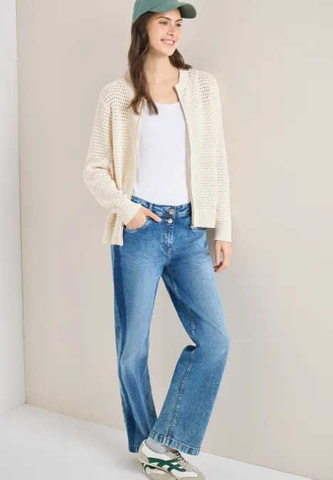 Gehaakt vest raw sand beige