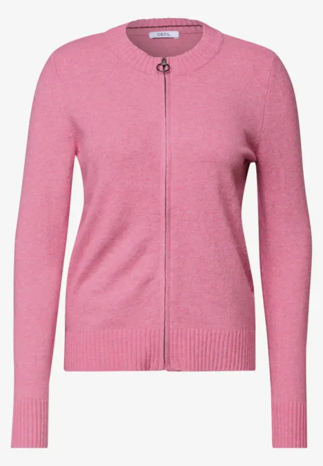Rosa Feinstrick-Cardigan mit Reißverschluss, Rundhalsausschnitt und Rippbündchen.