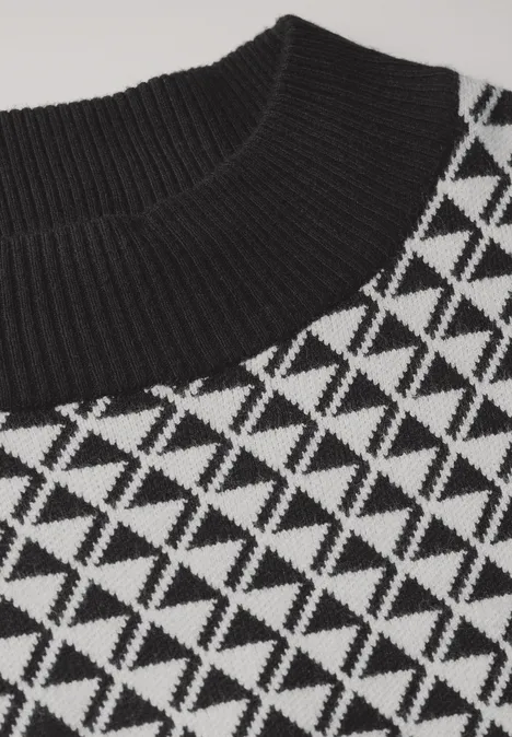 Gemusterter Pullover Black