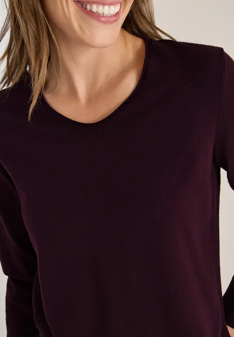 Kuscheliger Pullover eggplant red