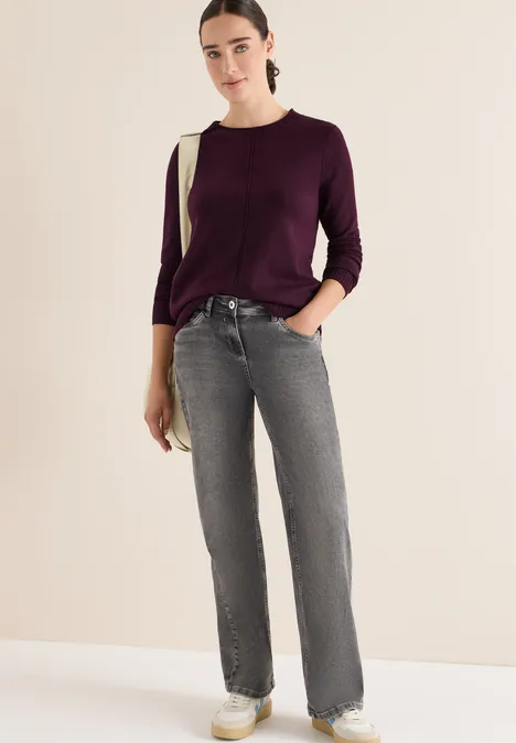 Kuscheliger Pullover eggplant red