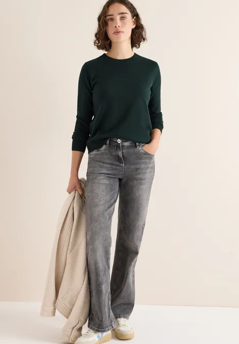 Kuscheliger Pullover ink green