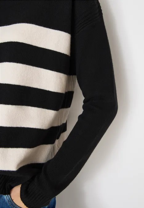 Zachte coltrui Black Zachte coltrui Black