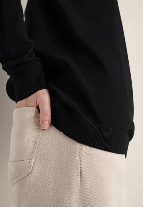 Basic Pullover Black