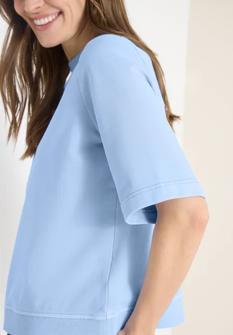 Kurzarm Sweatshirt im Garment dye Look fresh water blue