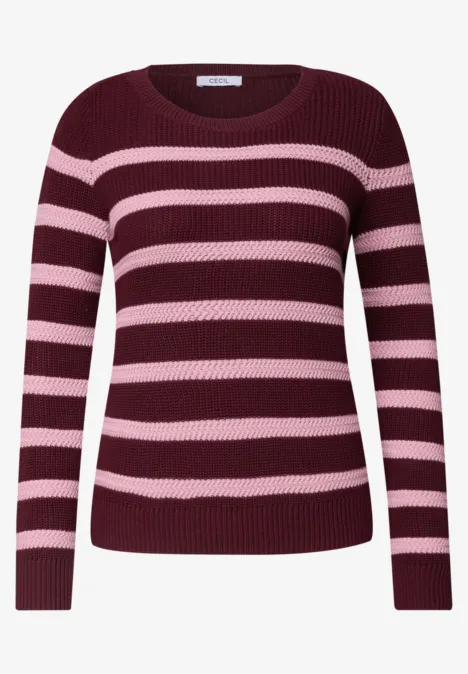 Damenpullover mit rundem Ausschnitt, gestrickt in breiten dunkelroten und rosa Streifen.
