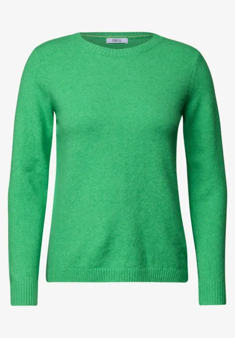 Pullover mit Boat Neck in Unifarbe celery green melange Grüner Pullover mit Rundhalsausschnitt und langen Ärmeln in schlichtem Design.