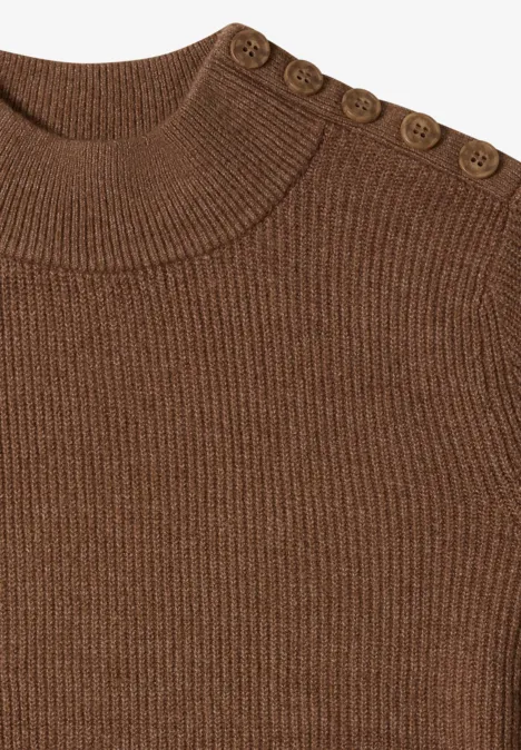 Pullover mit Struktur und Knopfdetail dark toffee brown melange Brauner gerippter Pullover mit Rundhalsausschnitt und Schulterknöpfen.