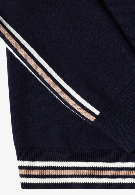 Pullover mit Turtle Neck und College-Details urban dark blue melange Dunkelblauer Strickpullover mit weißen und beigen Streifen an Ärmeln und Bündchen.