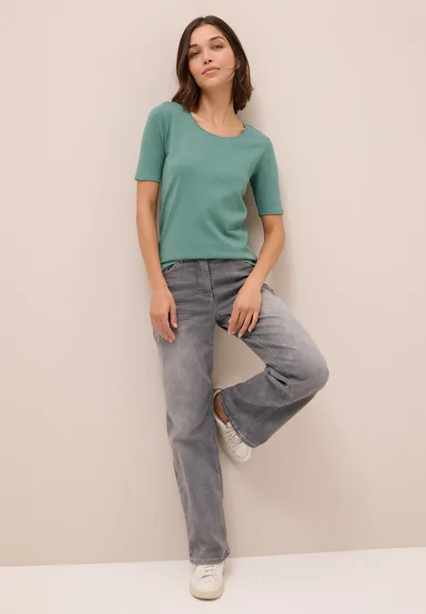 T-Shirt in Unifarbe jewel green