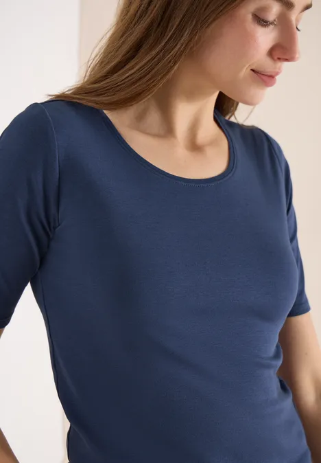 Basic T-Shirt mit Rundhals in Unifarbe sporty denim blue