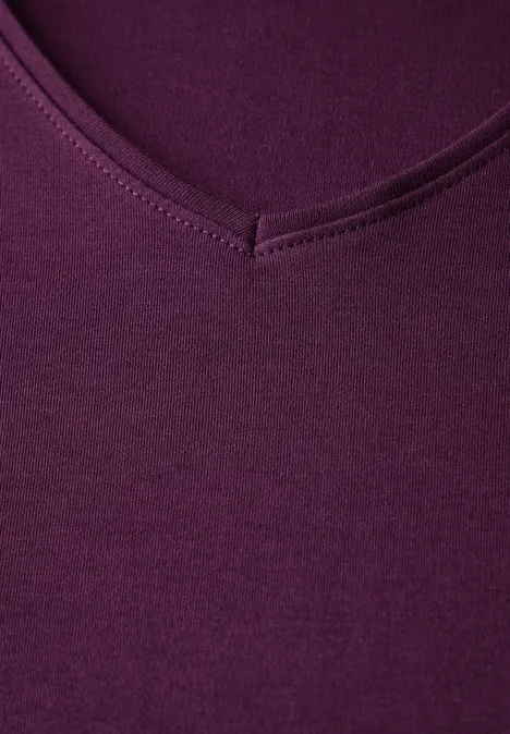 T-shirt basique à col en V deep berry