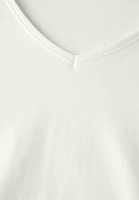 V-Neck T-Shirt vanilla white