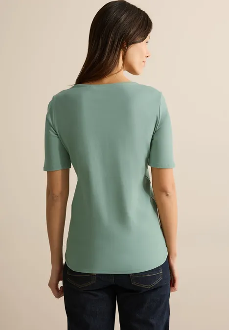V-Neck T-Shirt matcha green