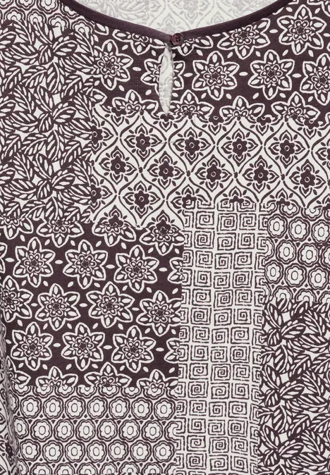 Patchwork Print T-Shirt aubergine red