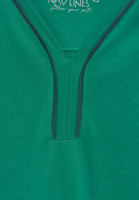 Top mit Paspelband malachite green