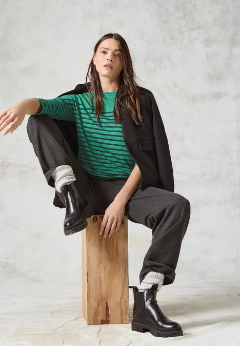 Shirt mit Knoten am Saum malachite green