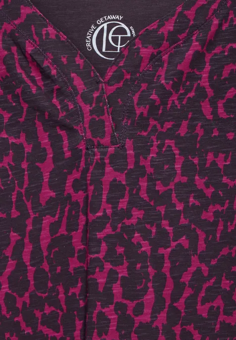 T-Shirt mit Print beloved berry