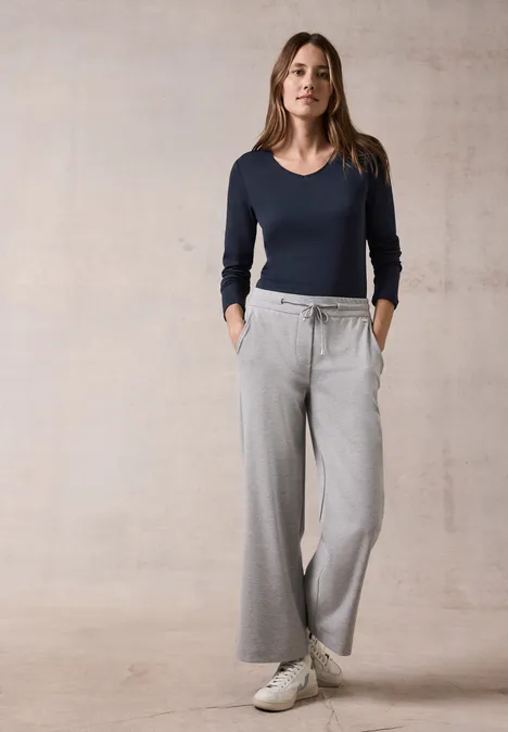 Shirt mit V-Ausschnitt universal blue
