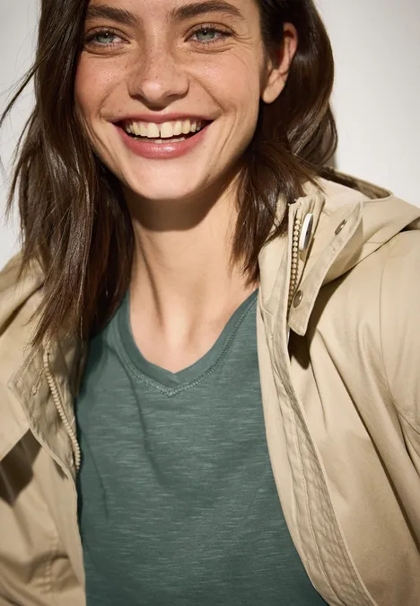 Basic V-Neck T-Shirt balmy khaki
