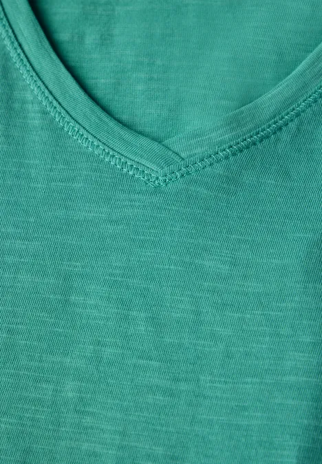 Basic V-Neck T-Shirt agave green