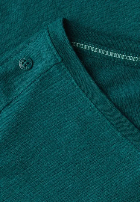 T-Shirt mit Knopfdetail green lagoon