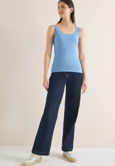 Basic Top in Unifarbe cloud blue
