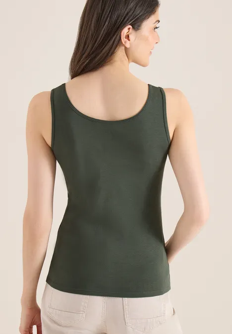 Basic Top aus reiner Baumwolle khaki