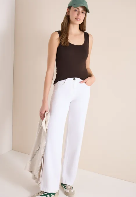 Basic Top mit Rundhals aus Baumwolle macchiato brown