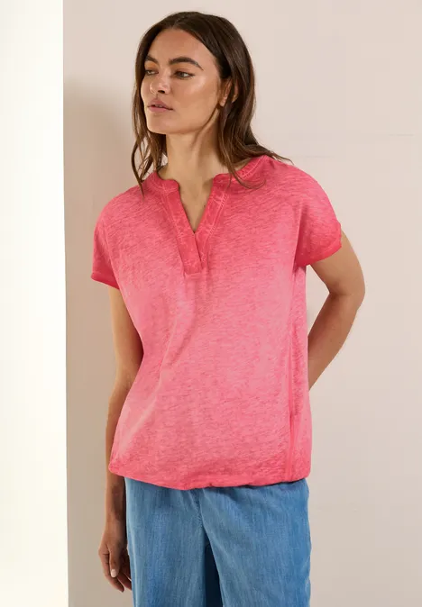 T-Shirt in Washed-Optik glazed apple red