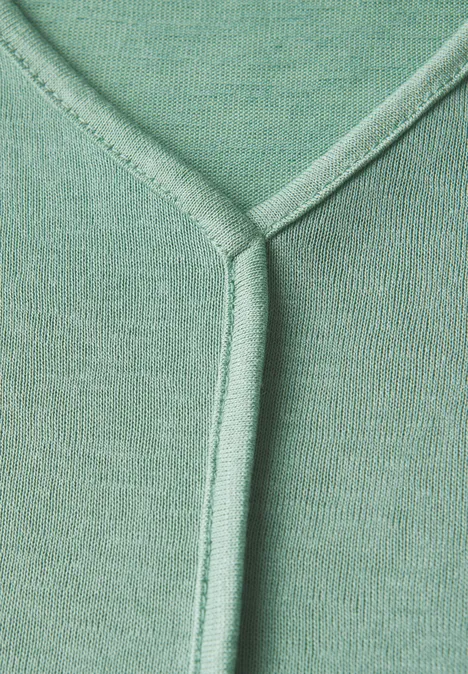T-Shirt mit Deko-Nähten matcha green