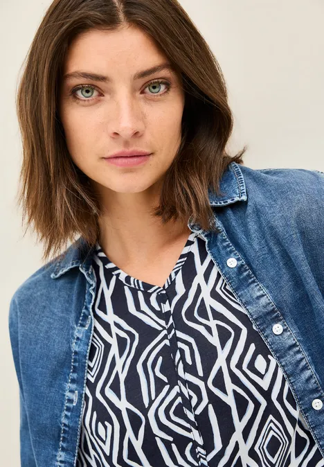 T-Shirt mit Deko-Nähten universal blue