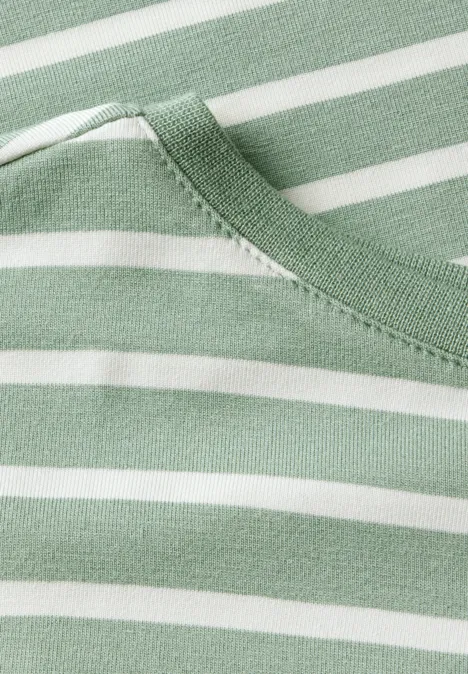 Gestreiftes T-Shirt matcha green