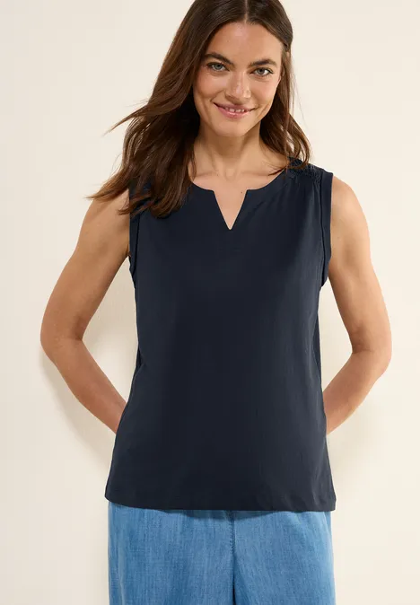 Top in Unifarbe universal blue
