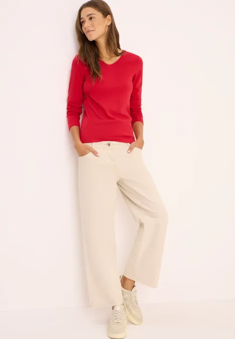 V-Neck Langarmshirt fiery red