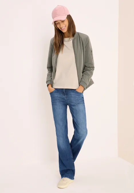 Basic Langarmshirt oat milk beige
