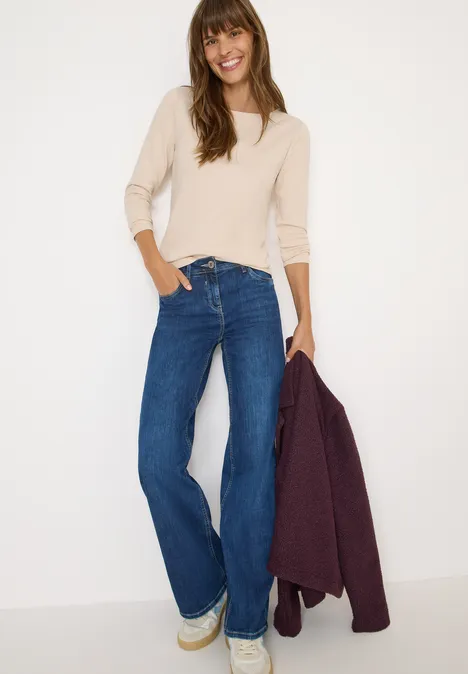 Shirt mit U-Boot-Ausschnitt oat milk beige