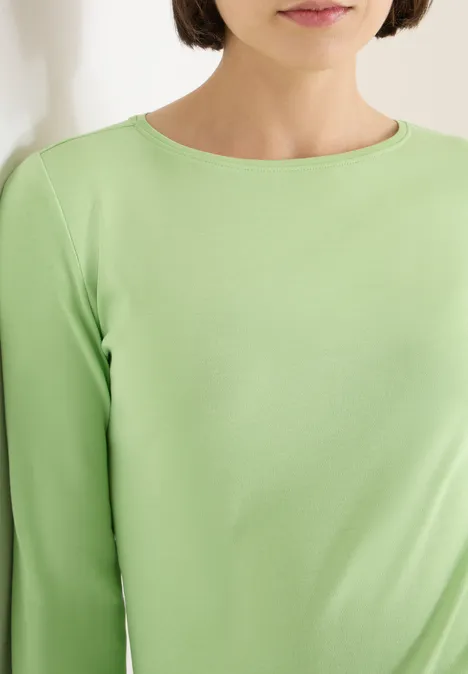 T-shirt avec encolure en U null