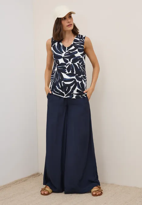 Top mit Smok Details urban dark blue