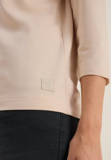 Shirt mit Knopfdetail oat milk beige