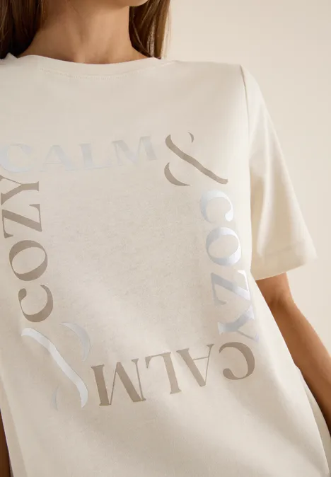 T-shirt avec impression sur le devant null