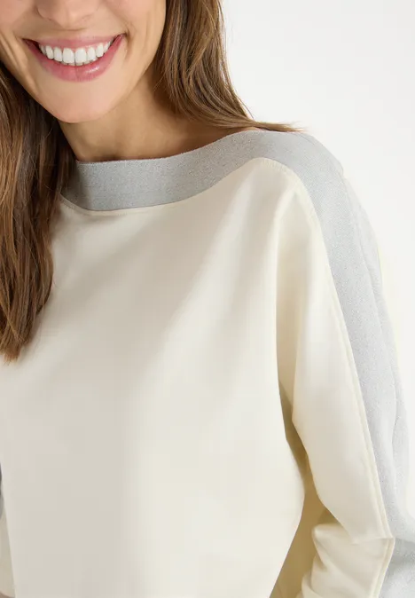 Batwing shirt met tape null