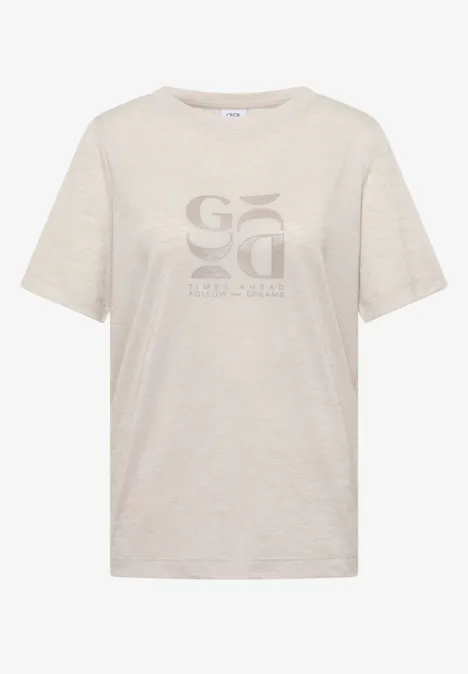 Beige T-shirt met korte mouwen, ronde hals en een licht logo op de voorkant.