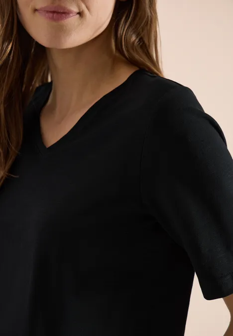 Basic Shirt met V-hals Black Basic Shirt met V-hals Black