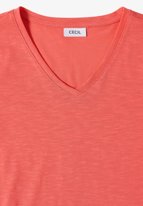 Basic T-Shirt mit Kurzarm und V-Neck shiny coral Coralfarbenes V-Ausschnitt-Shirt mit Markenetikett 'CECIL'