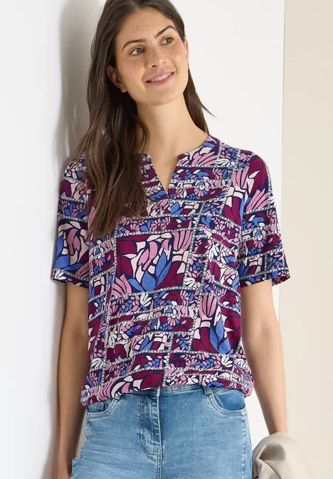 Kurzarm Shirt mit Split Neck und Print deep plum
