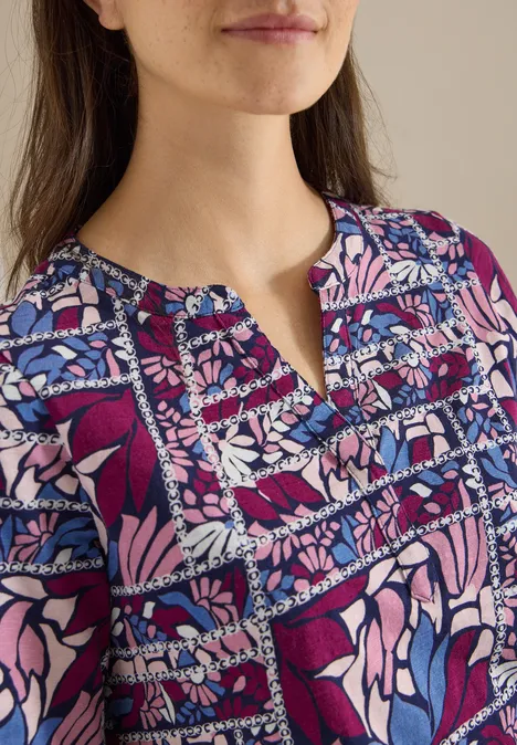 Kurzarm Shirt mit Split Neck und Print deep plum