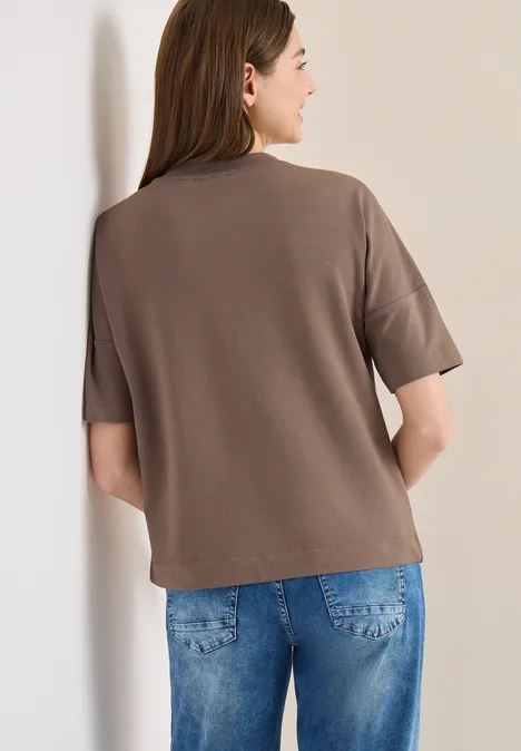 T-Shirt mit Rundhals und Knopfdetail urban taupe