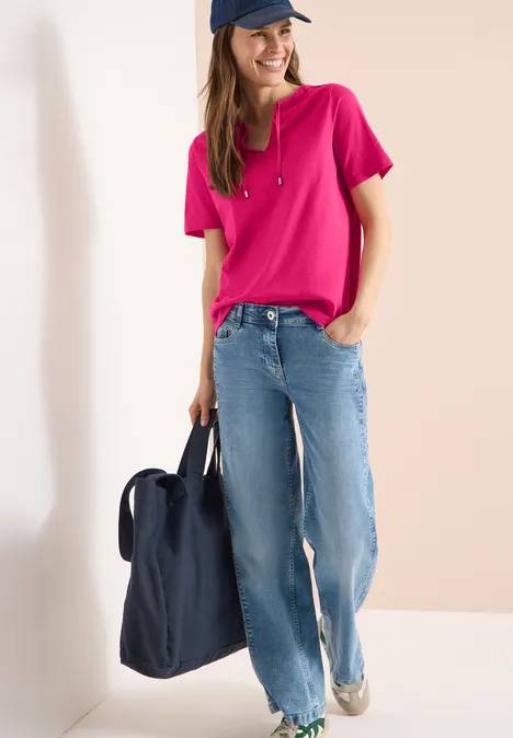 Shirt met korte mouwen en gespleten hals beetroot pink Shirt met korte mouwen en gespleten hals beetroot pink